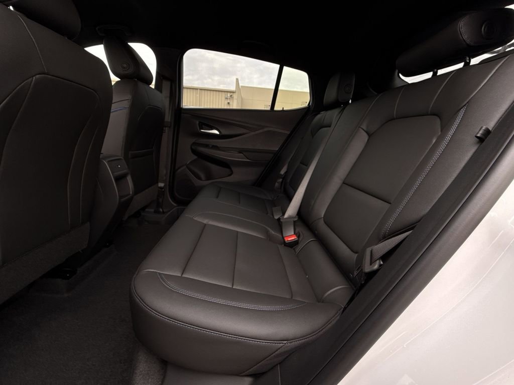 New 2026 Buick Envista Sport Touring image 23