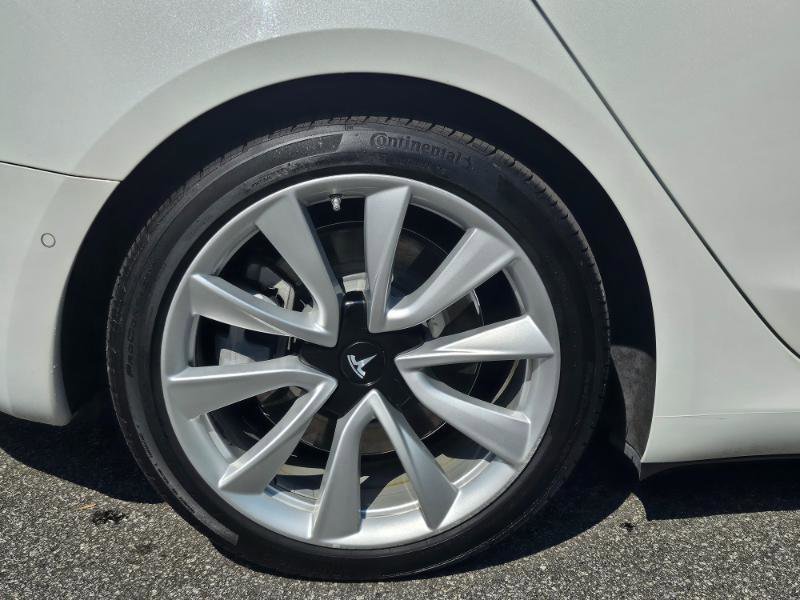 Used 2019 Tesla Model 3 Long Range RWD image 15