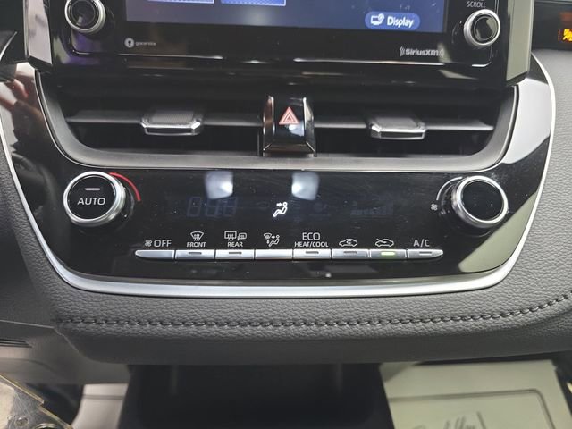 Used 2022 Toyota Corolla SE image 34