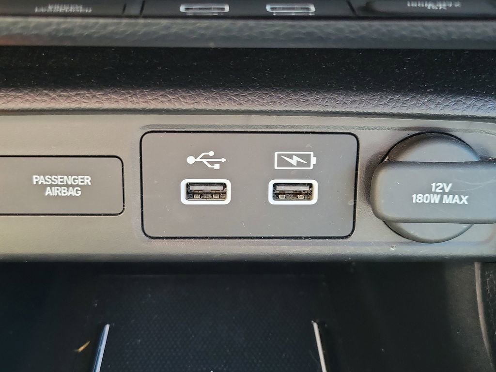 Used 2023 Honda Civic Touring image 27