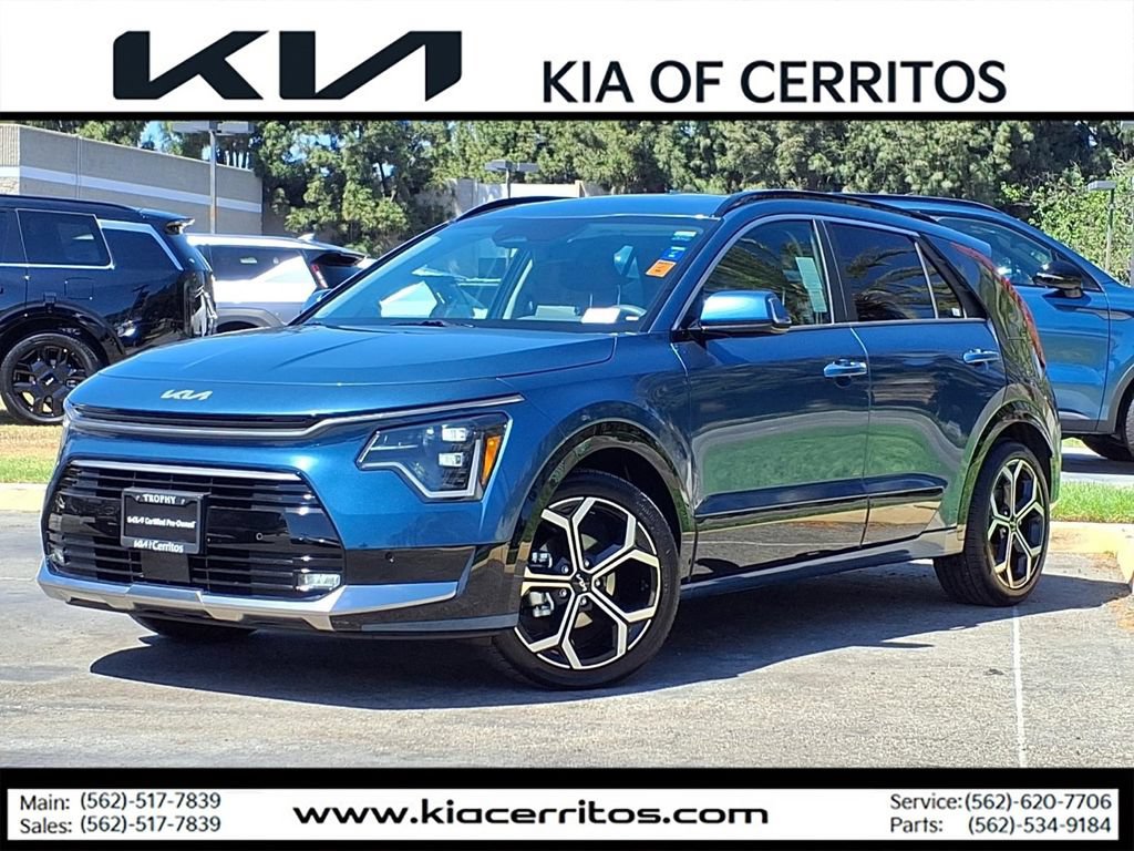 Certified 2025 Kia Niro SX Touring FWD image 1