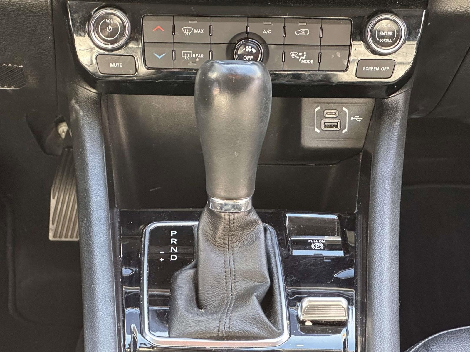 Used 2022 Jeep Compass Latitude image 21