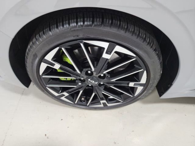 Used 2025 Kia K5 GT image 40