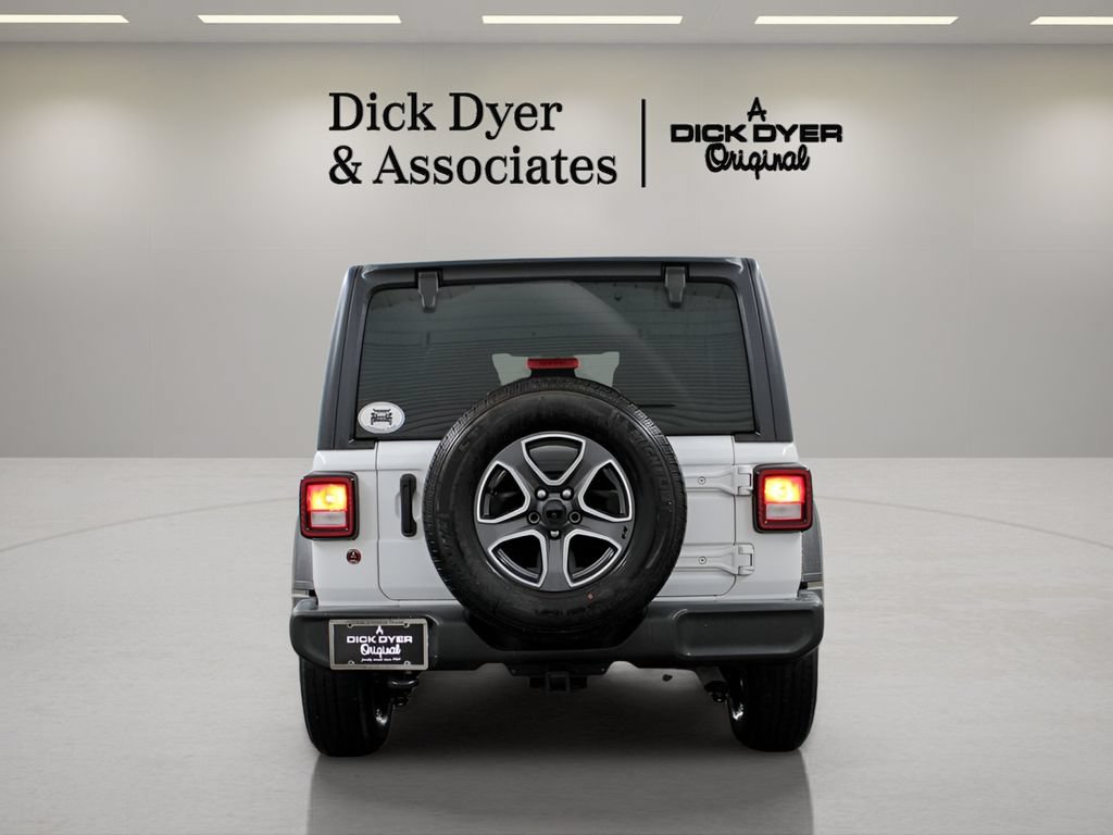 Used 2022 Jeep Wrangler Unlimited Sport AWD/4WD image 4