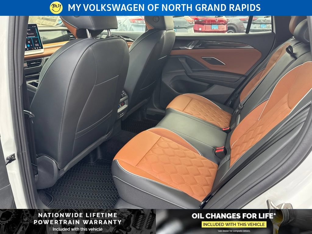 New 2026 Volkswagen Tiguan SEL R-Line AWD/4WD image 17