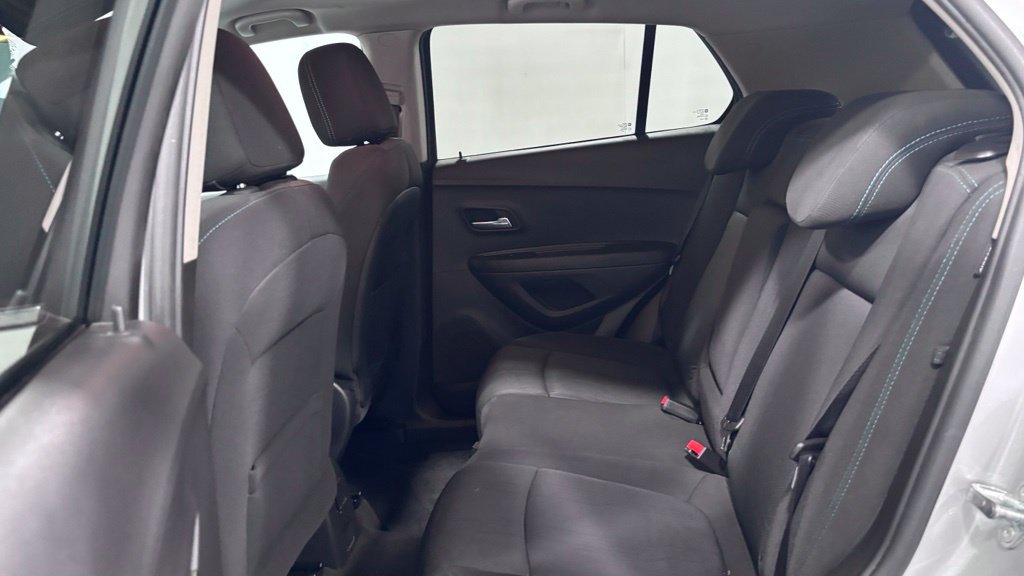 Used 2016 Chevrolet Trax LT FWD image 22