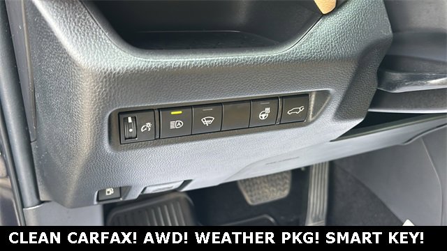 Used 2022 Toyota RAV4 XLE Premium image 9
