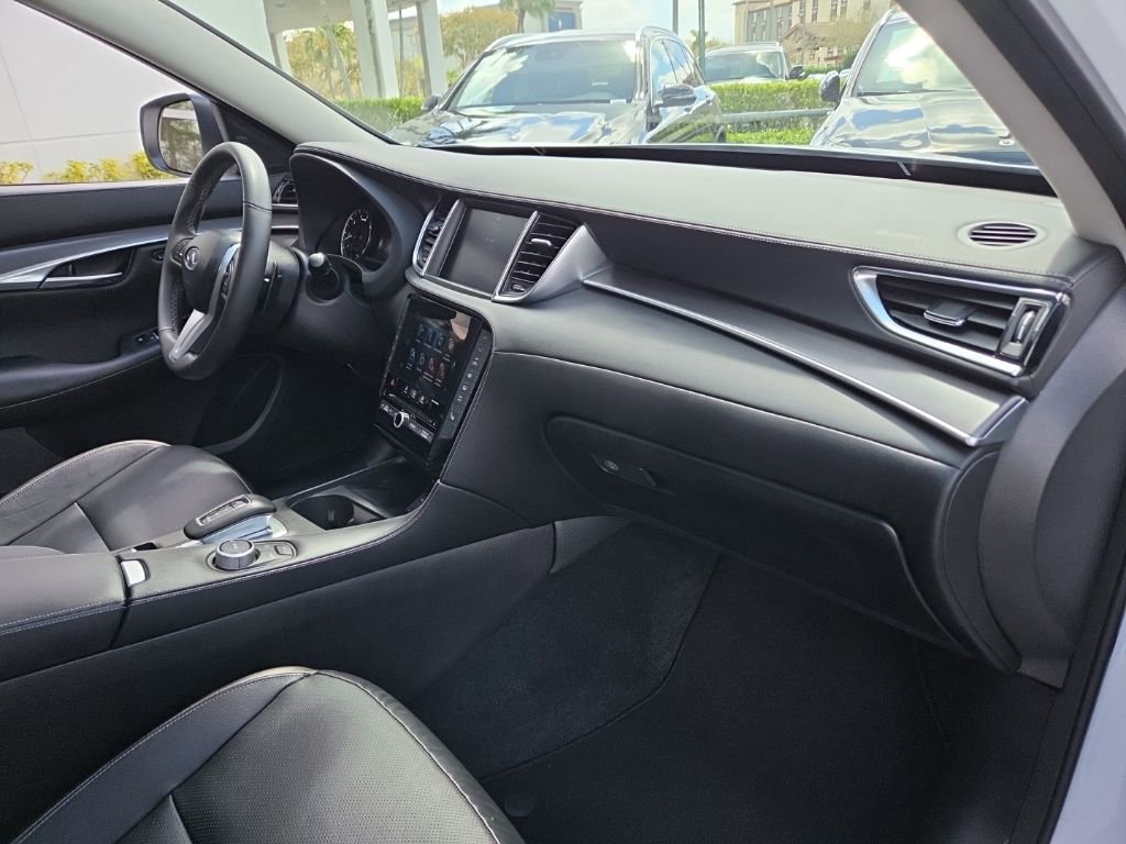 Used 2023 INFINITI QX50 Luxe image 22