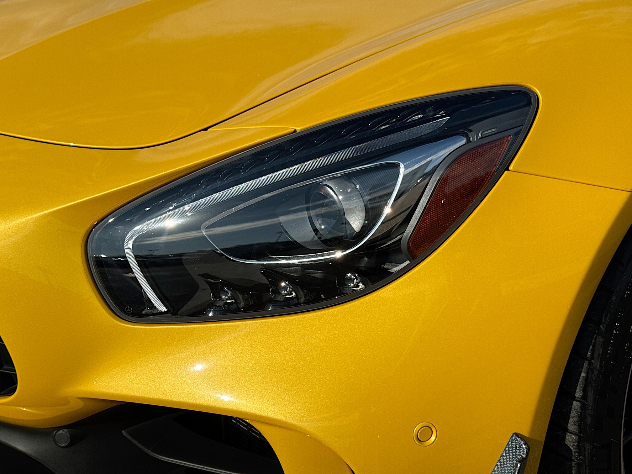 Used 2019 Mercedes-Benz AMG GT R image 9