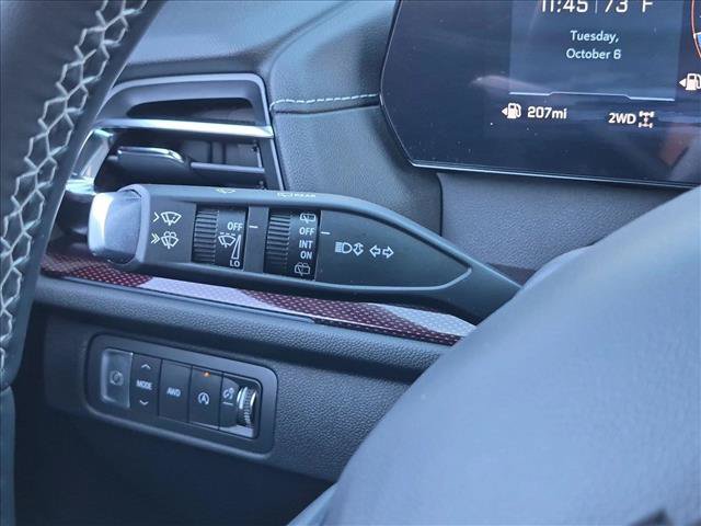 Used 2024 Chevrolet Traverse Z71 AWD/4WD image 17