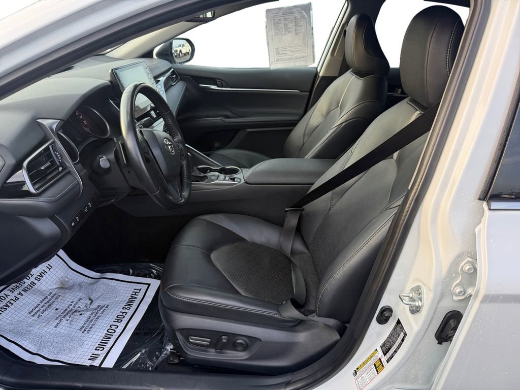 Used 2023 Toyota Camry XSE image 10