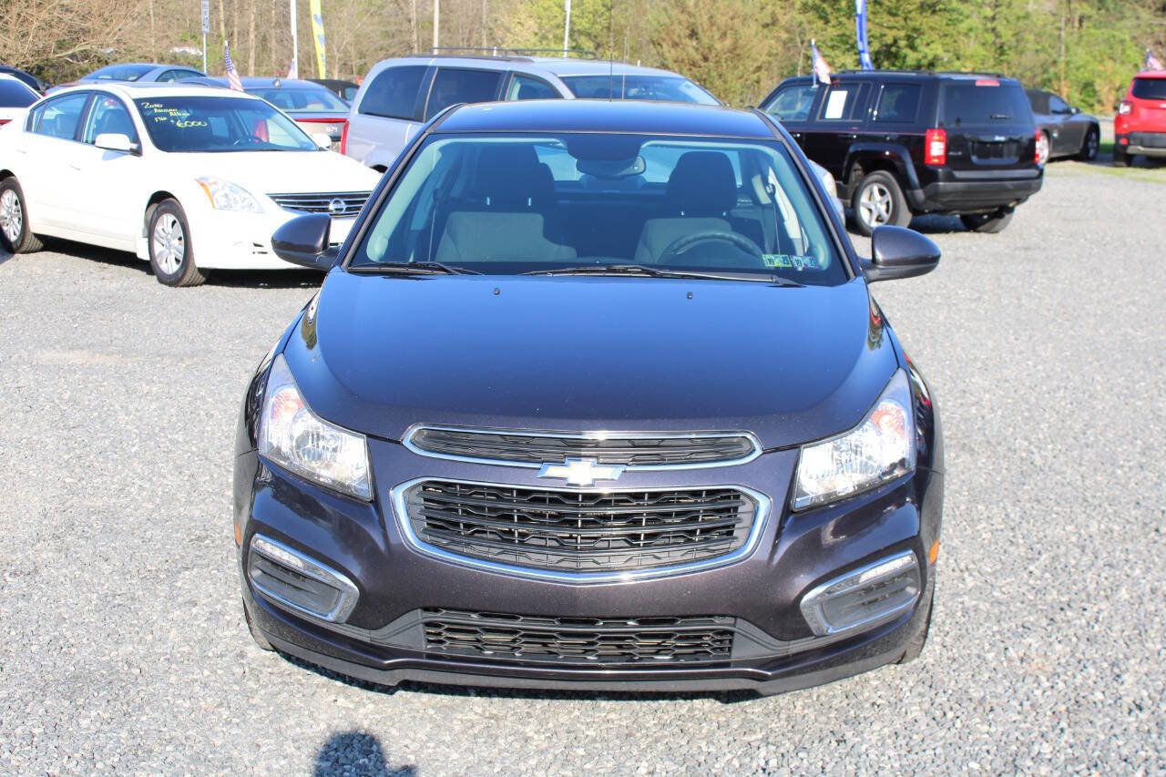 Used 2016 Chevrolet Cruze LT FWD image 3
