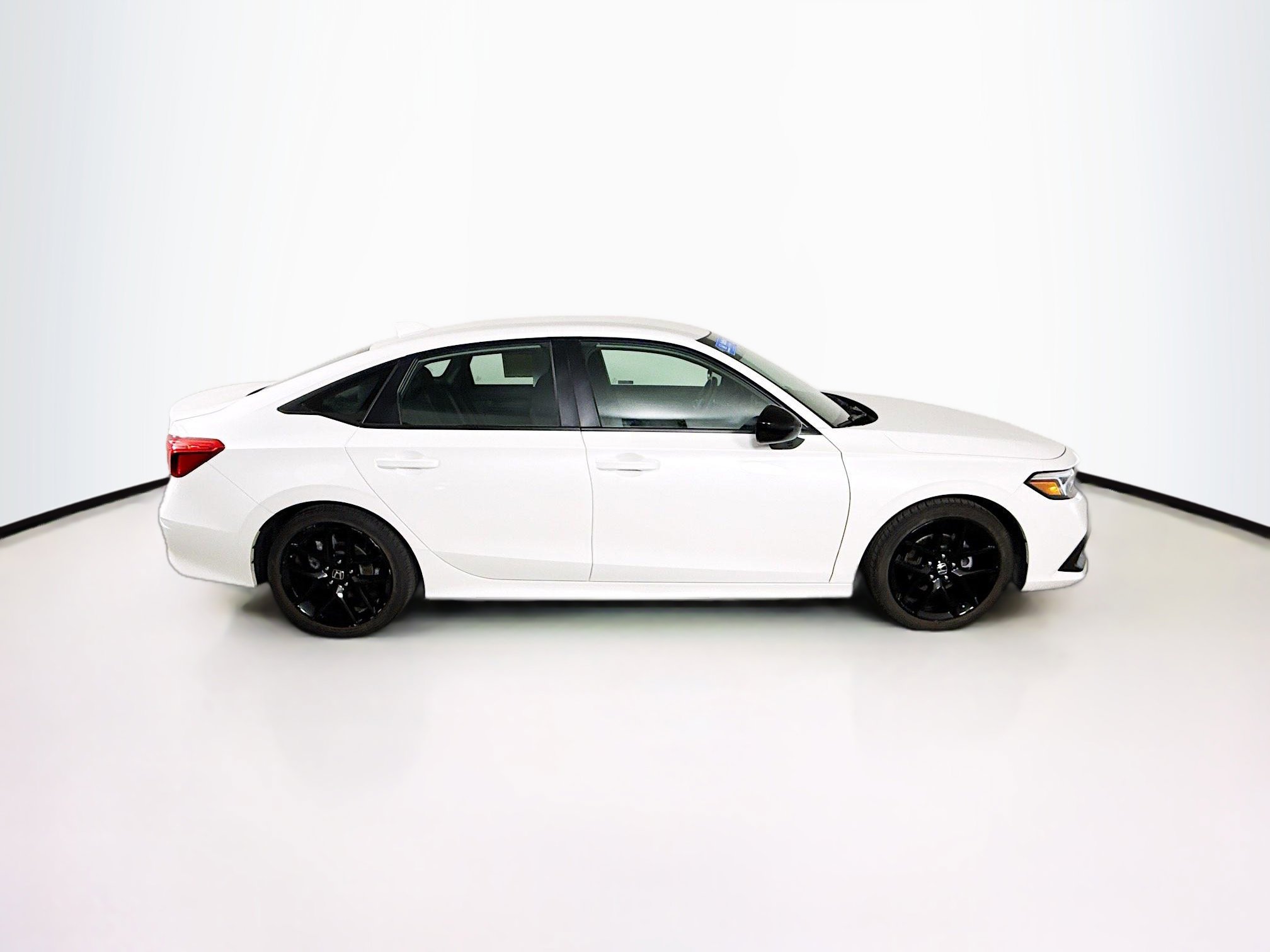 Used 2024 Honda Civic Sport image 2