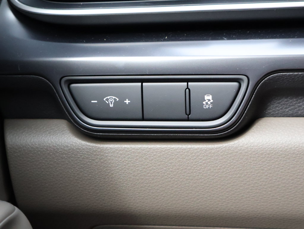 New 2025 Kia Carnival FWD image 37
