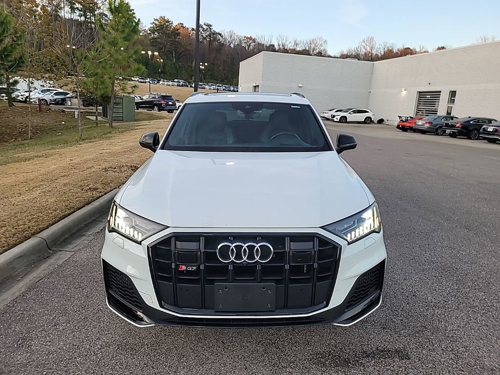Used 2020 Audi SQ7 Prestige w/ Prestige Package image 2