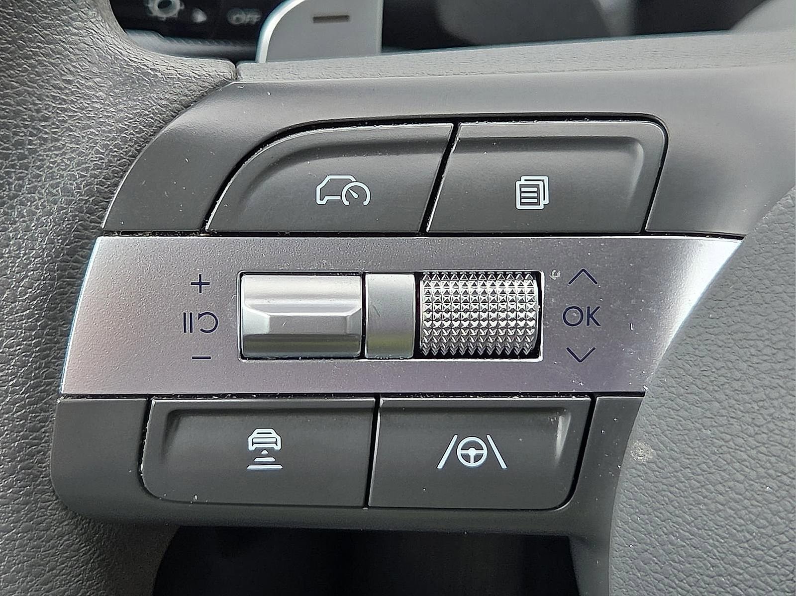 Used 2024 Hyundai Sonata SEL FWD image 19