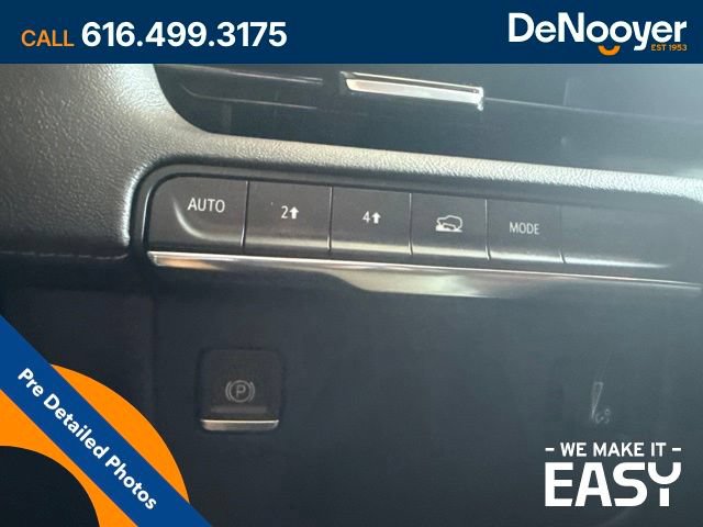 Used 2023 Cadillac Escalade Premium Luxury w/ LPO, Radiant Package AWD/4WD image 15
