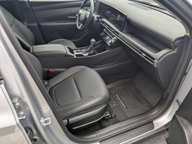 Used 2025 Hyundai Tucson SEL FWD image 12