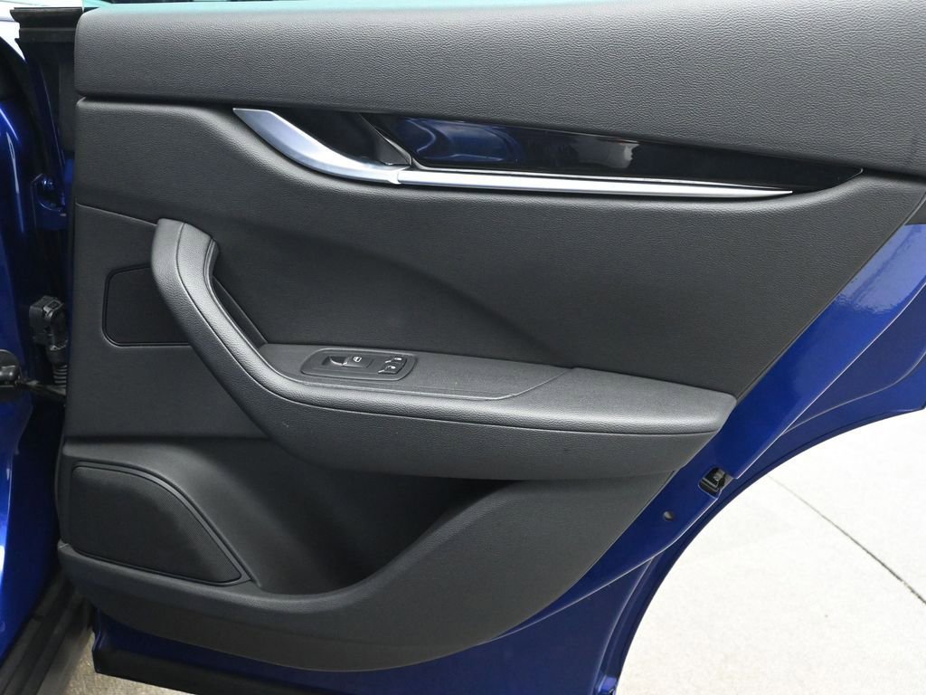 Used 2022 Maserati Levante Modena image 17