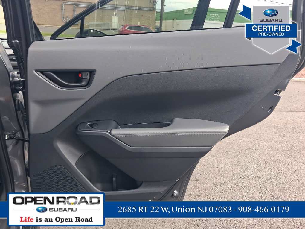 Used 2025 Subaru Crosstrek 2.5i Premium AWD/4WD image 17