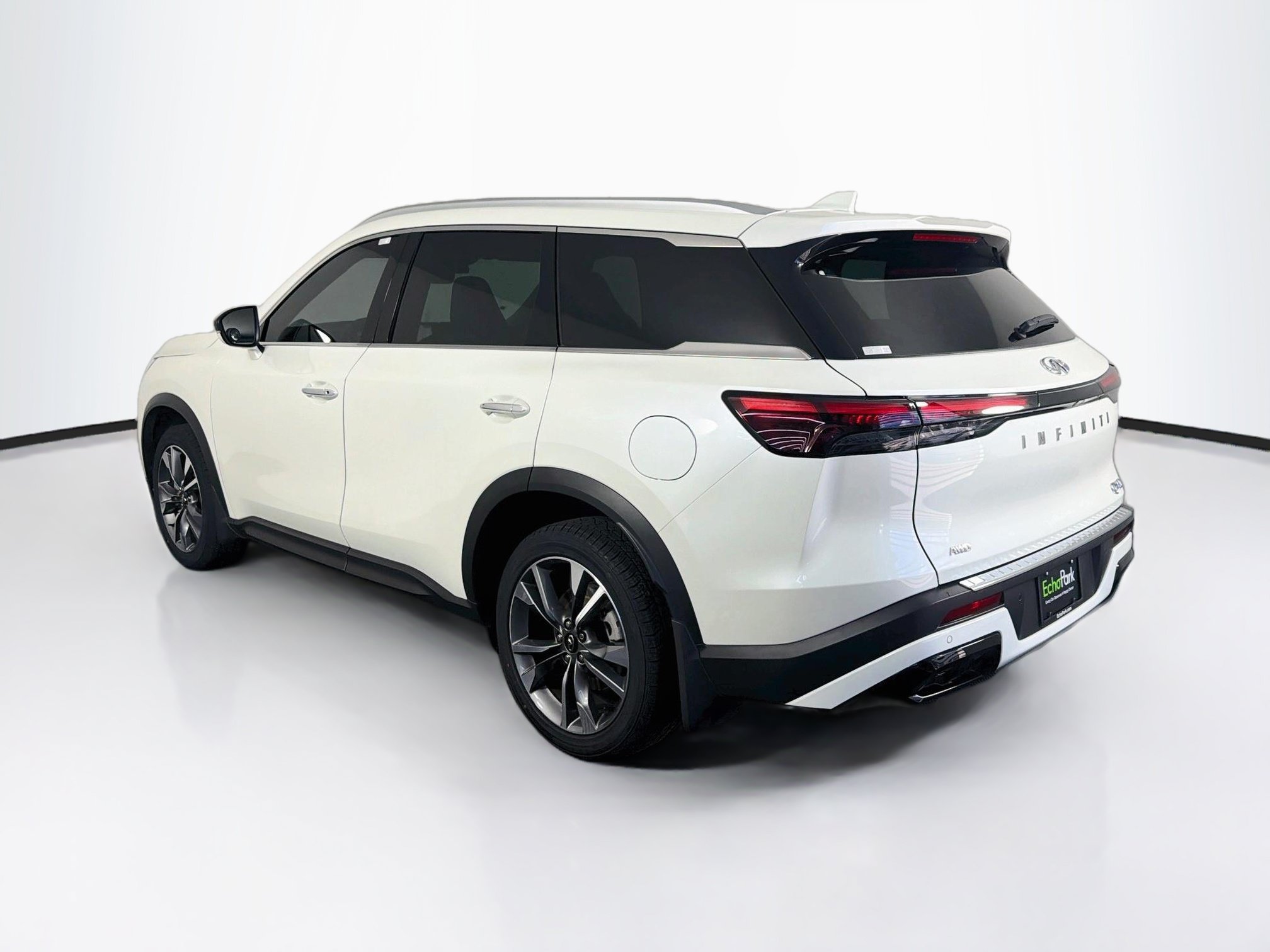 Used 2023 INFINITI QX60 Luxe w/ Cargo Package AWD/4WD image 5