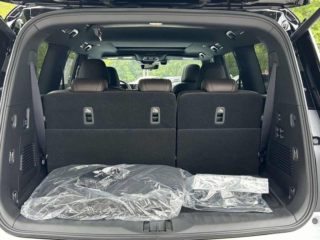 New 2026 Nissan Armada Platinum Reserve AWD/4WD image 9