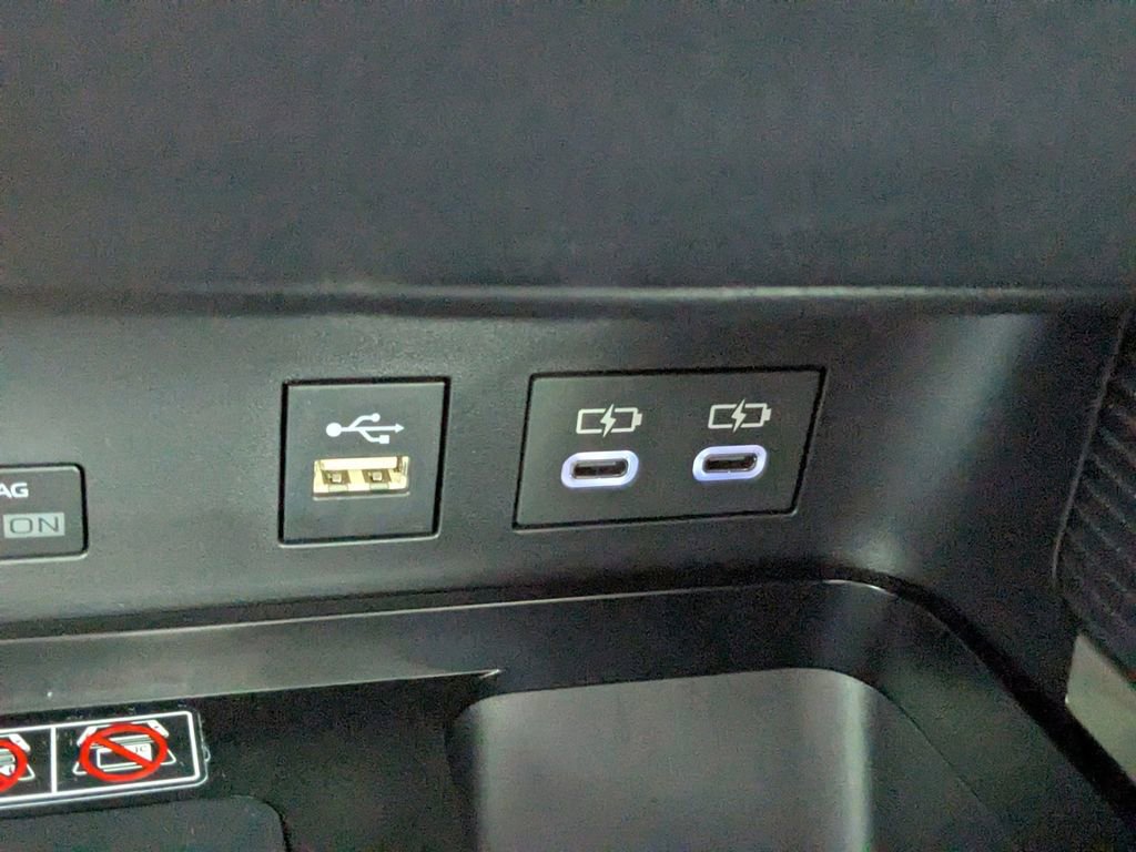 Used 2025 Toyota Camry SE w/ Multimedia Upgrade Package FWD image 22