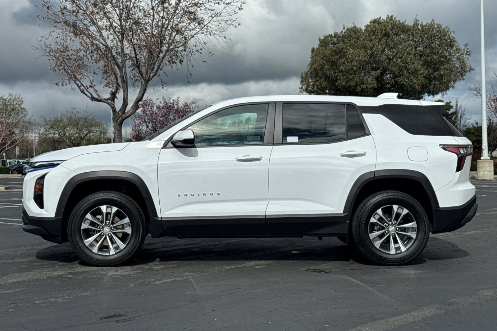 Used 2026 Chevrolet Equinox LT w/ LPO, Floor Liner Package image 7