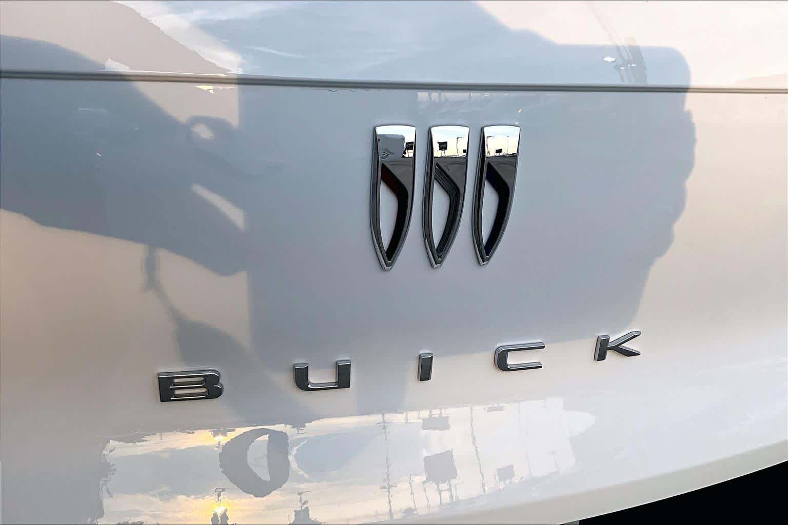 Used 2026 Buick Envista Sport Touring w/ Convenience I Package FWD image 31