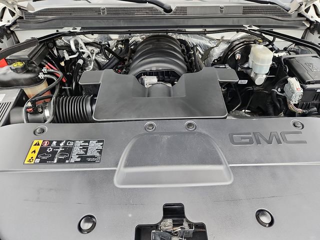 Used 2018 GMC Yukon SLT image 16