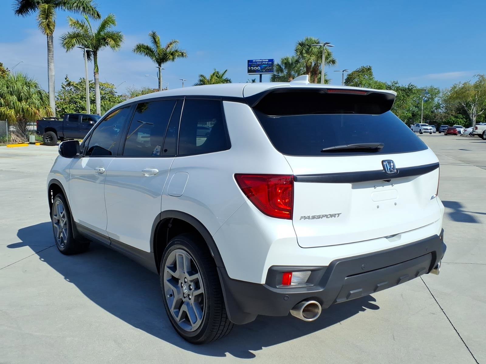 Used 2023 Honda Passport EX-L image 13