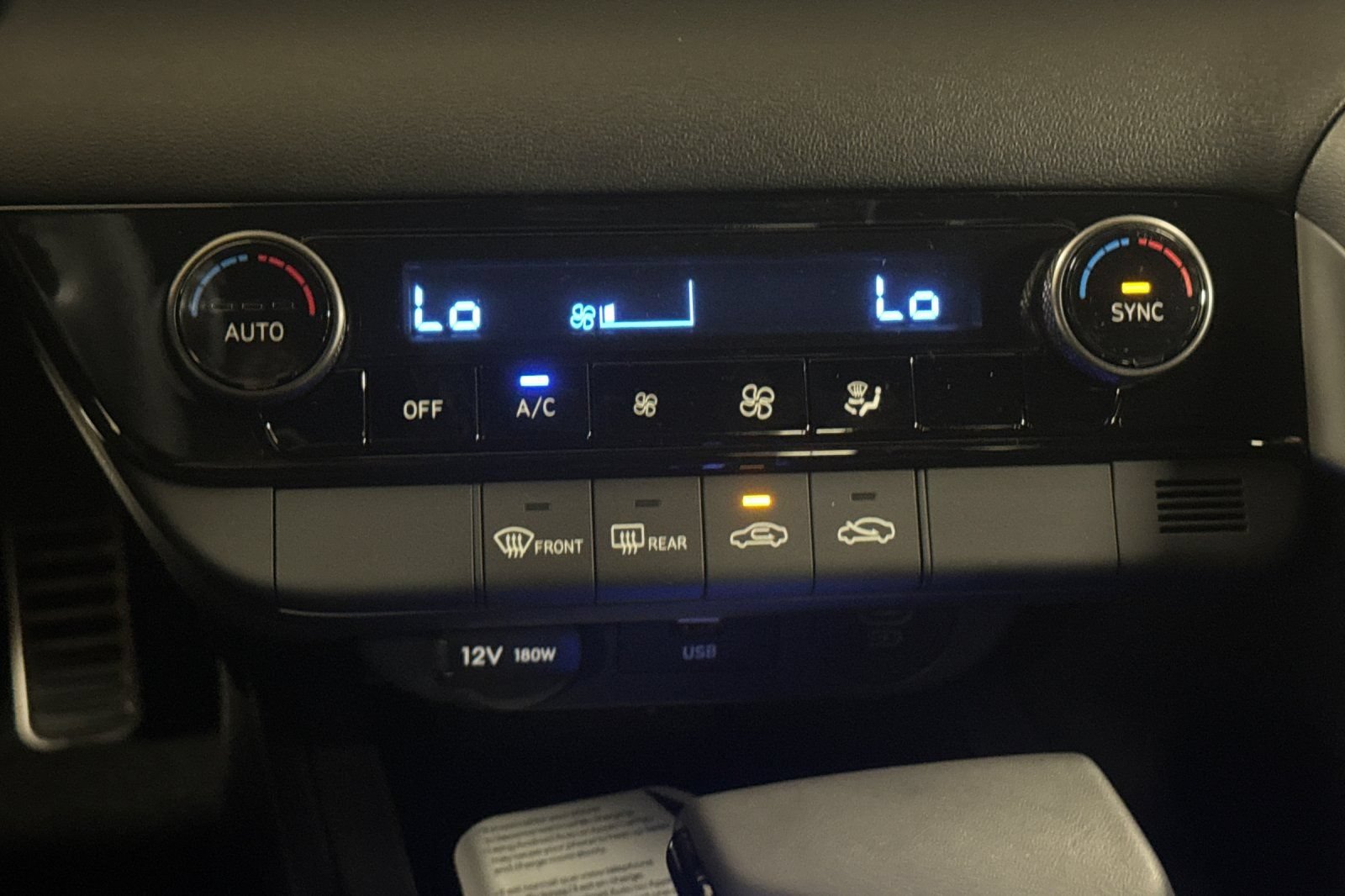 New 2026 Hyundai Elantra Sport FWD image 19
