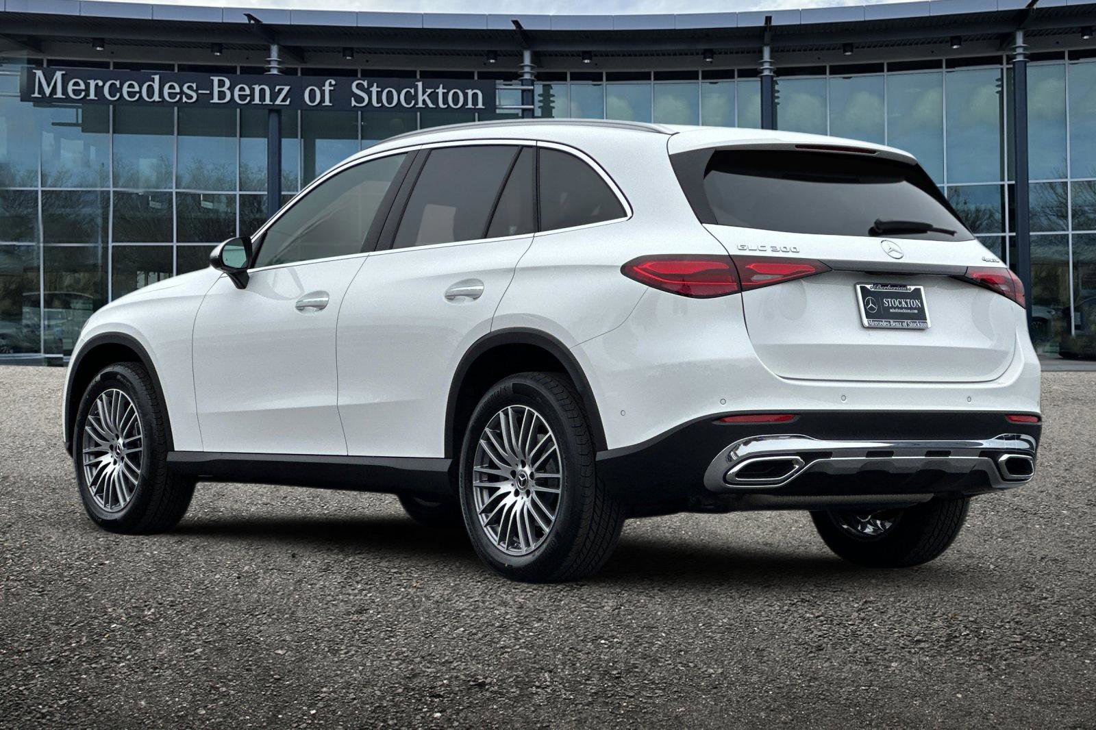 New 2026 Mercedes-Benz GLC 300 4MATIC image 6