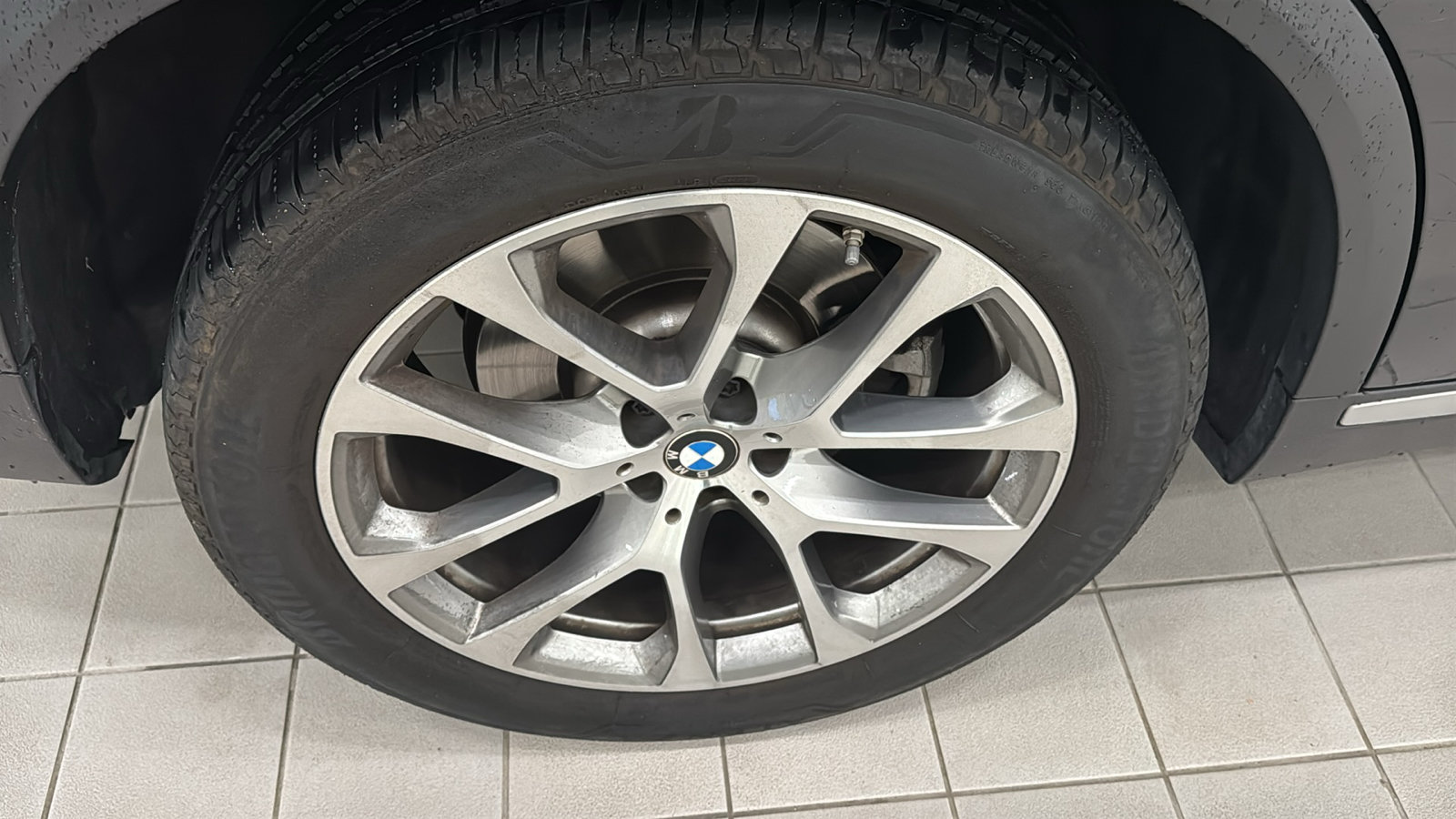 Used 2023 BMW X5 xDrive40i w/ Premium Package AWD/4WD image 34