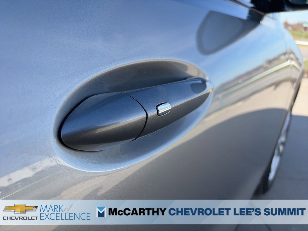 New 2027 Chevrolet Bolt LT w/ Comfort Package FWD image 25