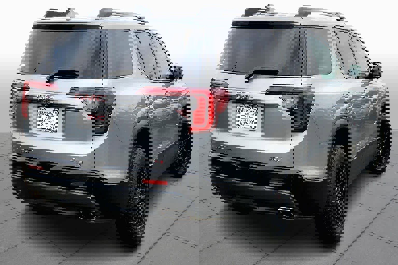 Used 2023 GMC Acadia AT4 w/ Technology Package image 11