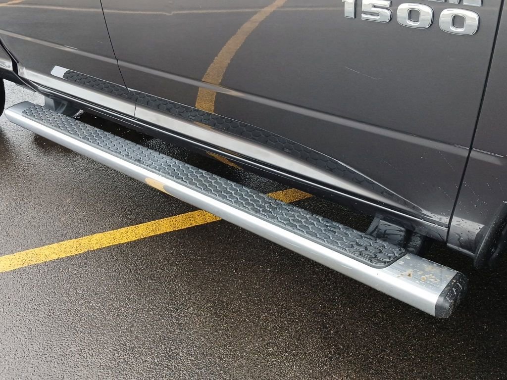 Used 2018 RAM 1500 Express w/ Express Value Package image 27