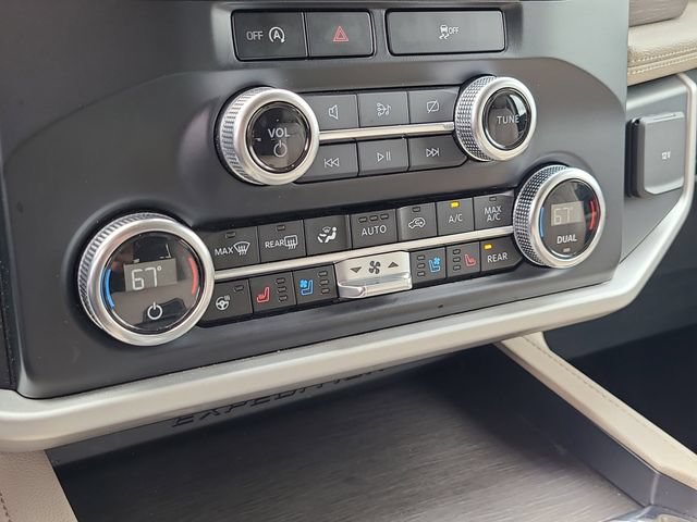 Used 2024 Ford Expedition Max Limited AWD/4WD image 30