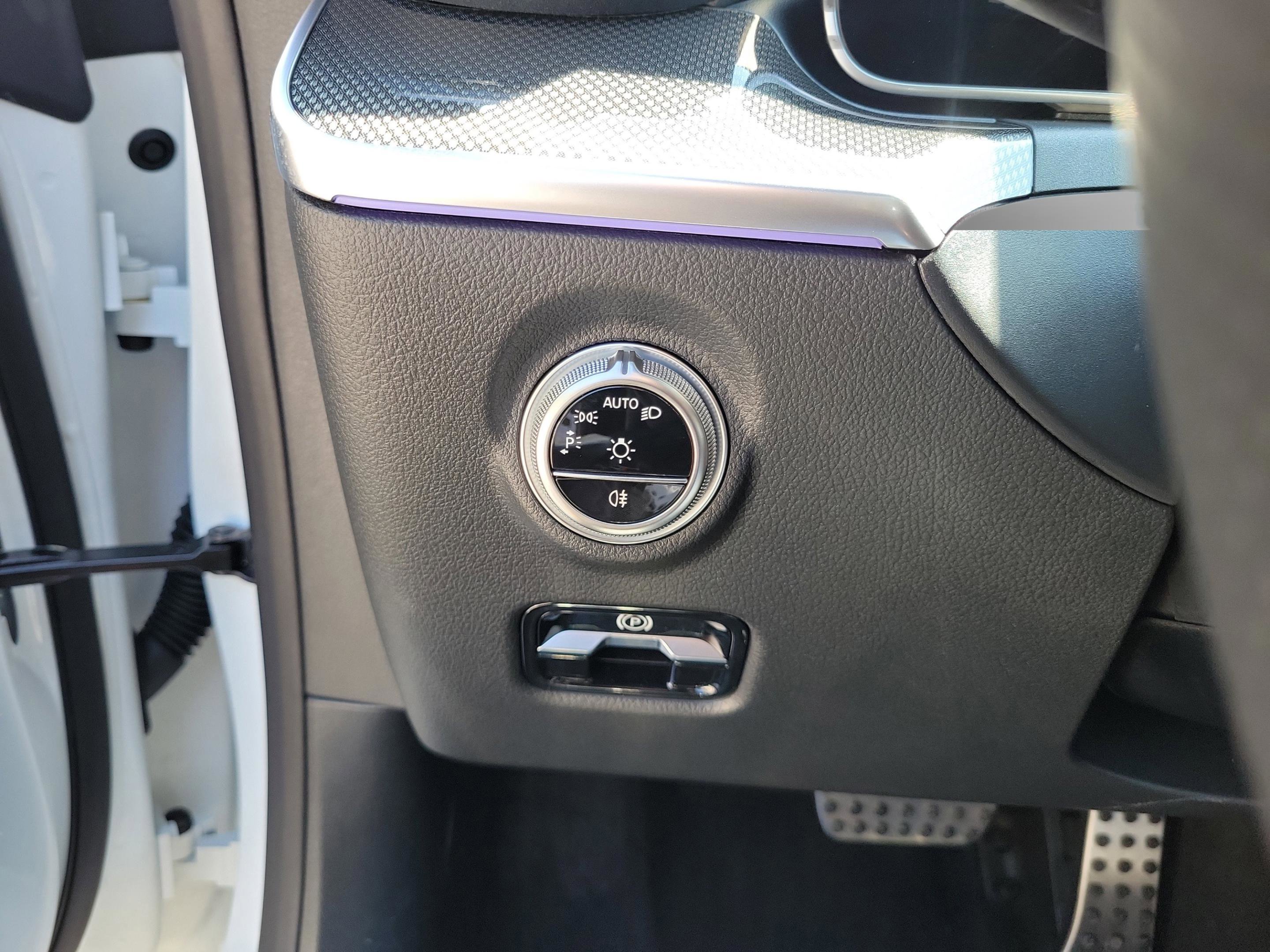 Certified 2024 Mercedes-Benz CLE 300 4MATIC Coupe image 23