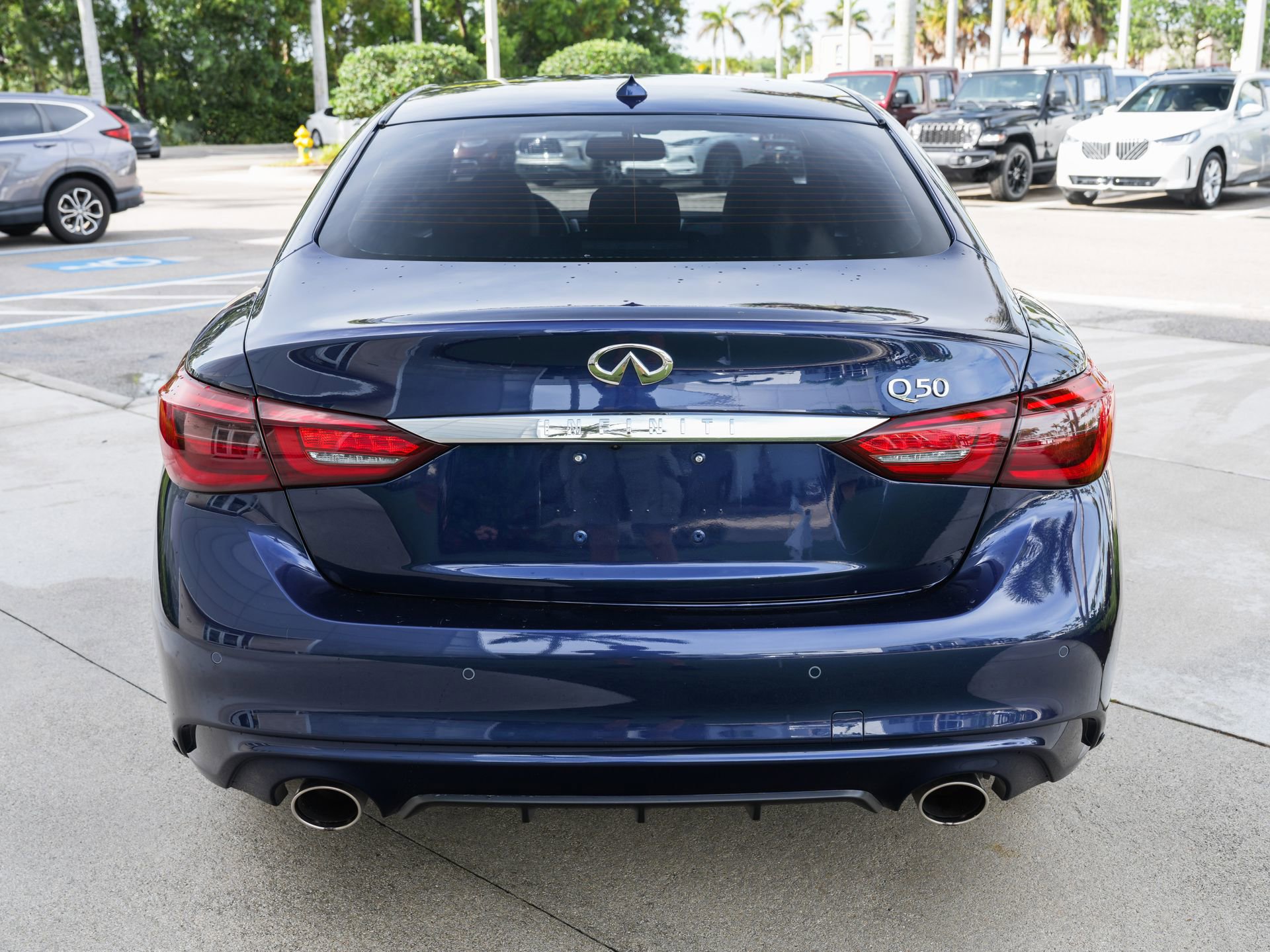 Used 2023 INFINITI Q50 Luxe w/ Cargo Package RWD image 9