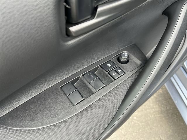 Used 2026 Toyota Corolla LE image 17