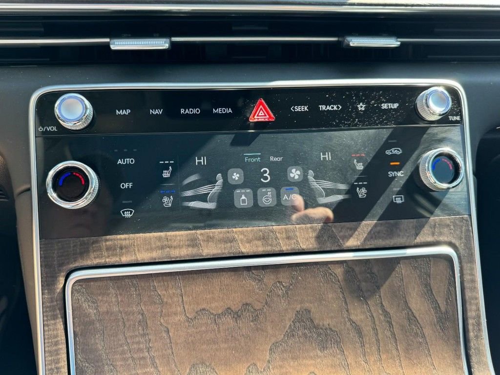 Certified 2025 Genesis GV80 3.5T Advanced image 20