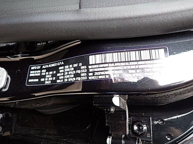 New 2025 Alfa Romeo Stelvio Sprint image 19