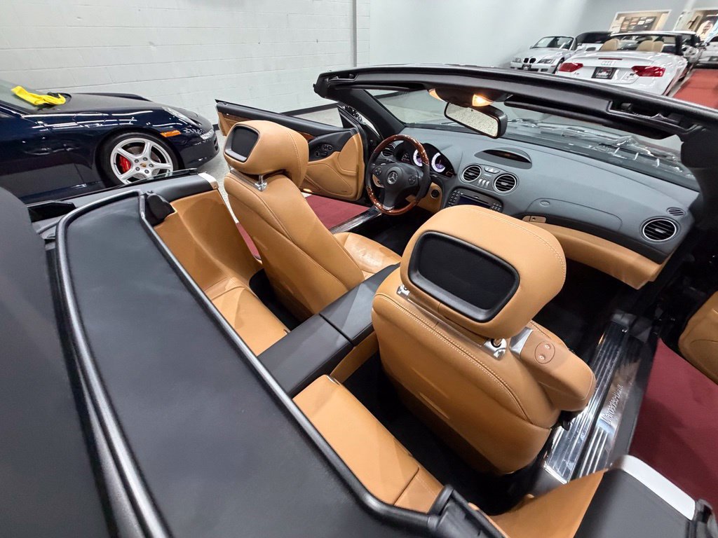 Used 2012 Mercedes-Benz SL 550 image 36
