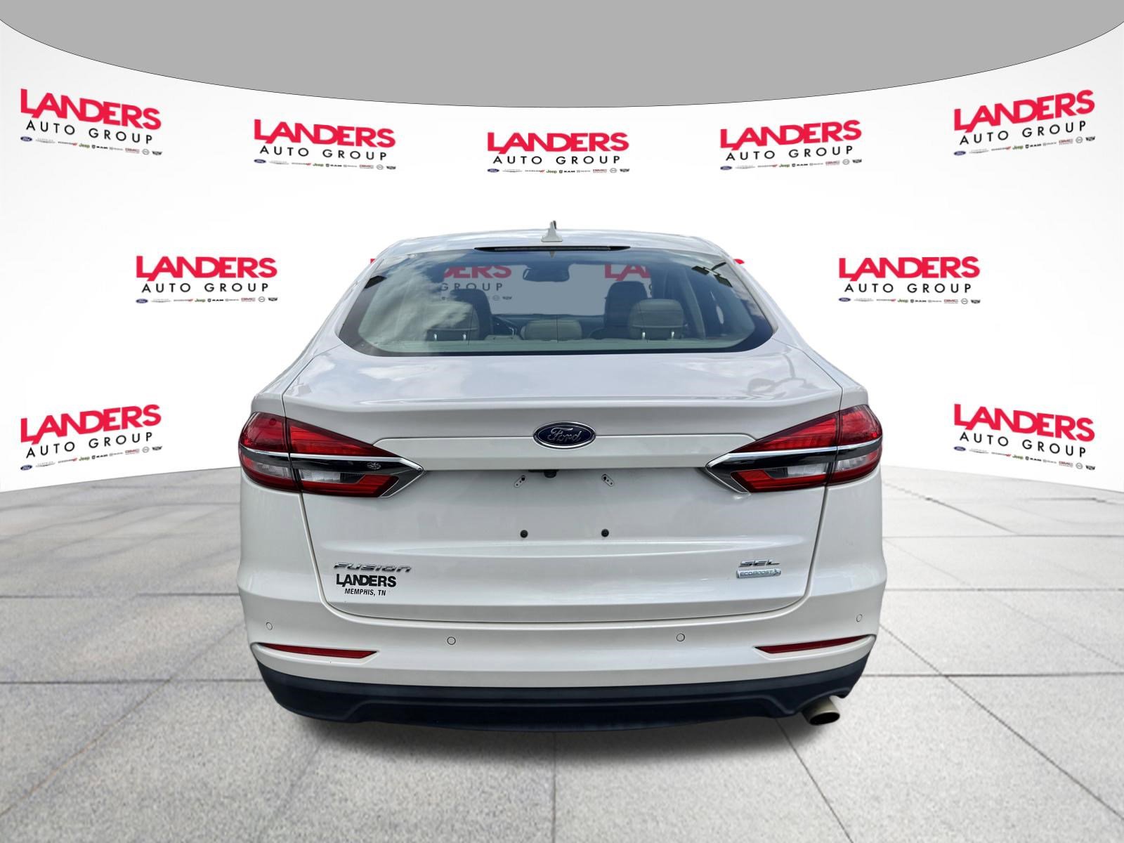 Used 2020 Ford Fusion SEL image 4