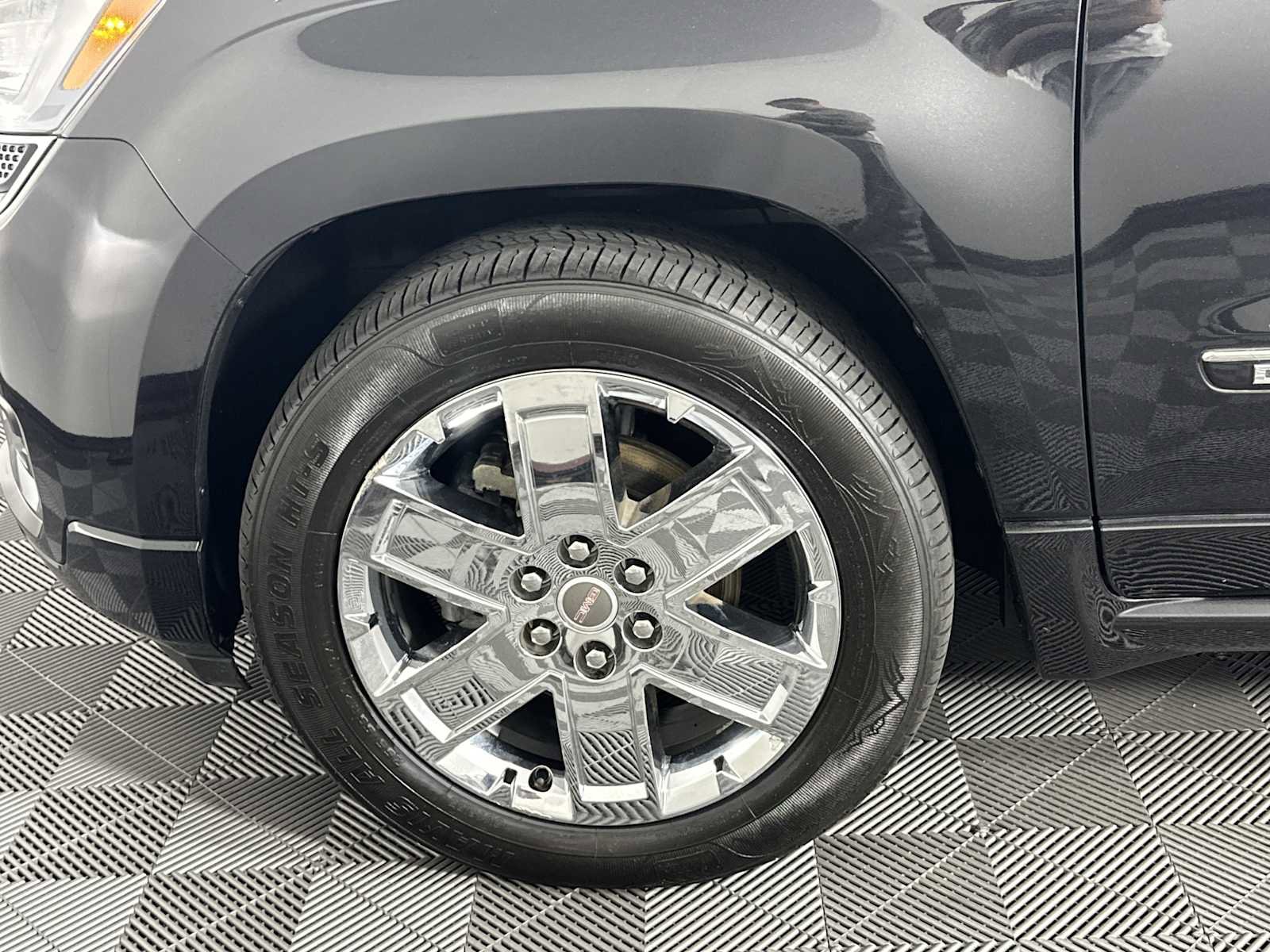 Used 2015 GMC Acadia Denali FWD image 11