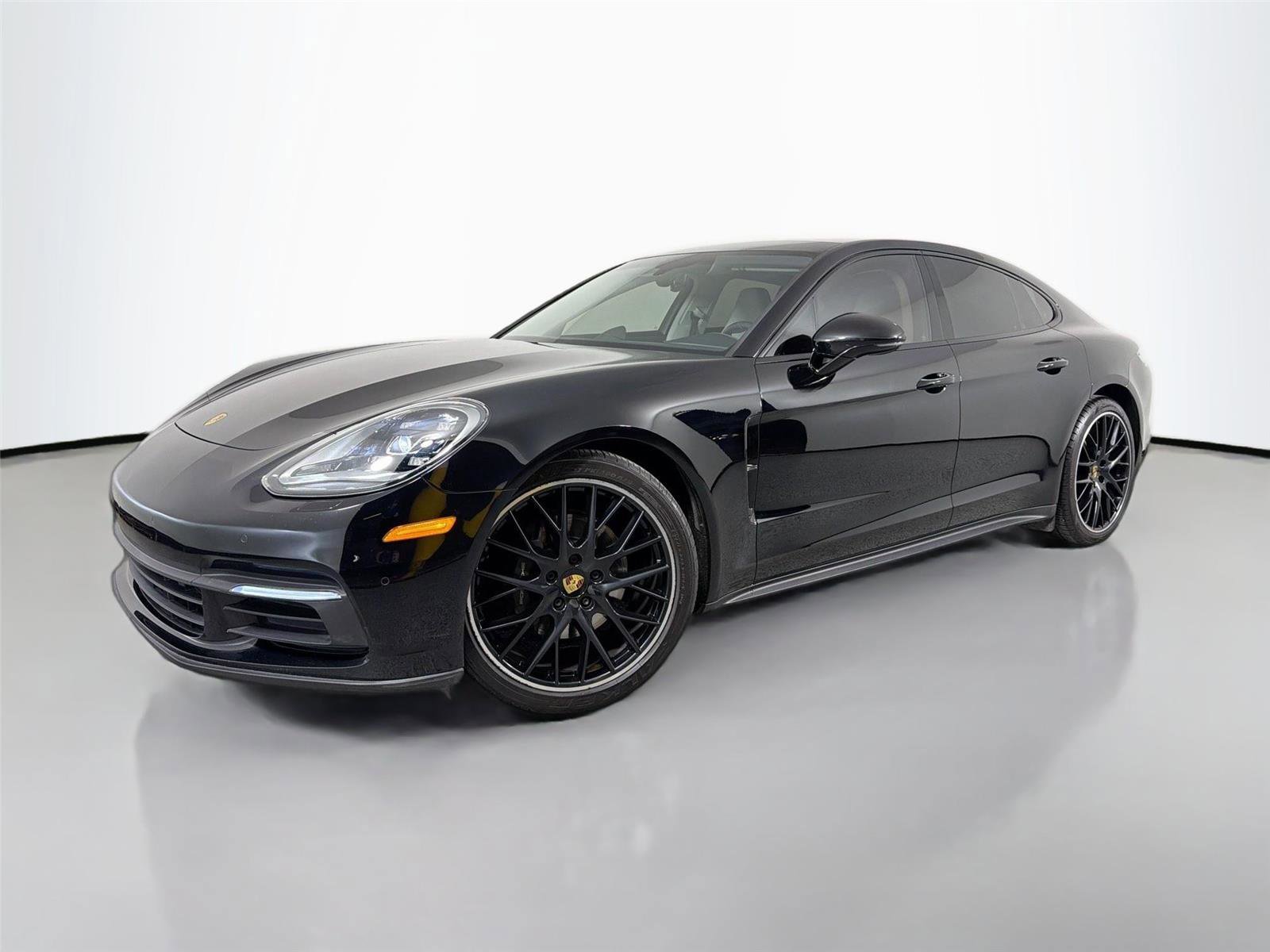 Certified 2019 Porsche Panamera 4 AWD/4WD image 1