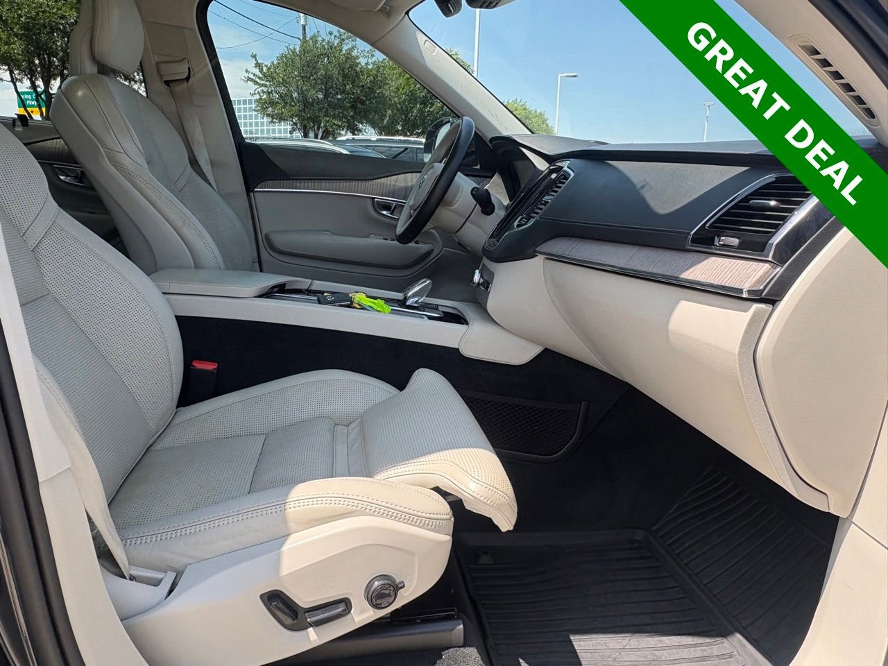 Used 2021 Volvo XC90 T8 Inscription w/ Advanced Package AWD/4WD image 36