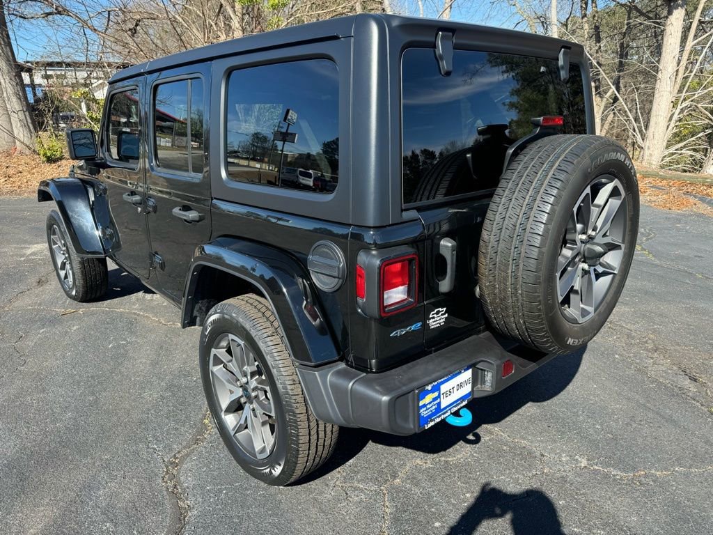 Used 2024 Jeep Wrangler Unlimited w/ Convenience Group image 4