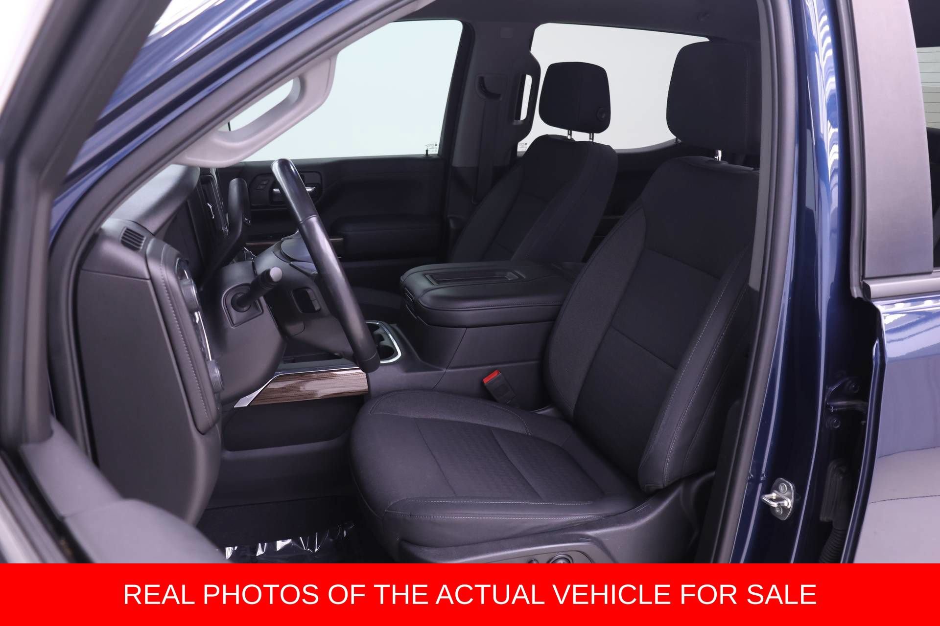 Used 2020 Chevrolet Silverado 1500 RST AWD/4WD image 4